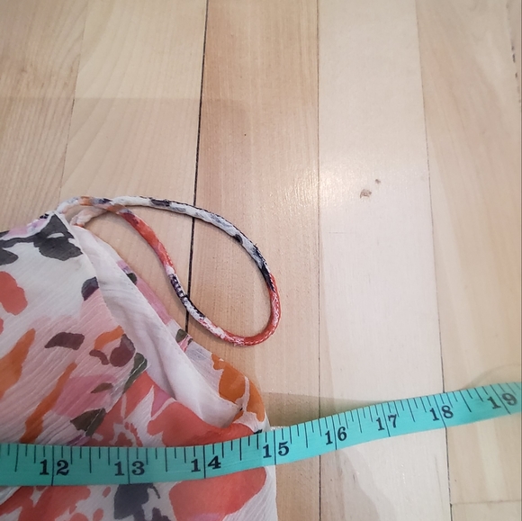 TOP   ABercRombie & Fitch - Picture 4 of 4